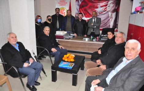 Kadirli AK Parti 10 Ocak Çalışan gazeteciler gününü unutmadı
