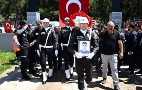 Şehit  Polis Memuru Resul Barutçu, Osmaniye’de Toprağa Verildi